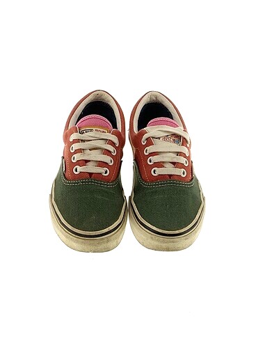 36 Beden Vans Spor Ayakkabı %70 İndirimli.