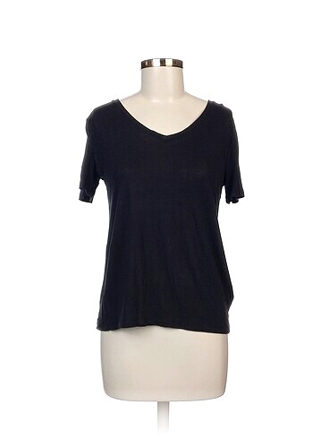 LC Waikiki T-shirt %70 İndirimli.