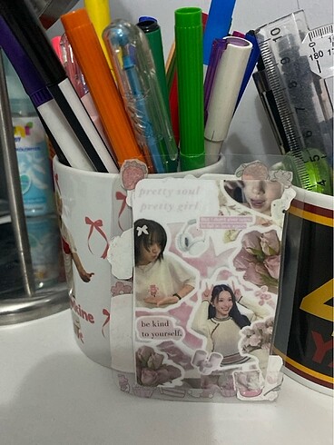  Nayeon ve cheawon(yanlis olabilir) PC