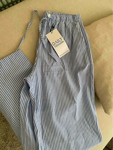Stradivarius stradivarius pantolon