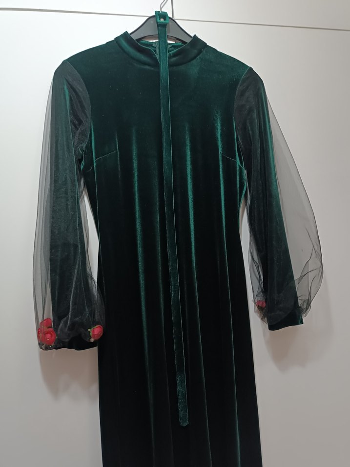 Yeşil Uzun Kol İşlemeli Kadife Elbise - Görsel 2