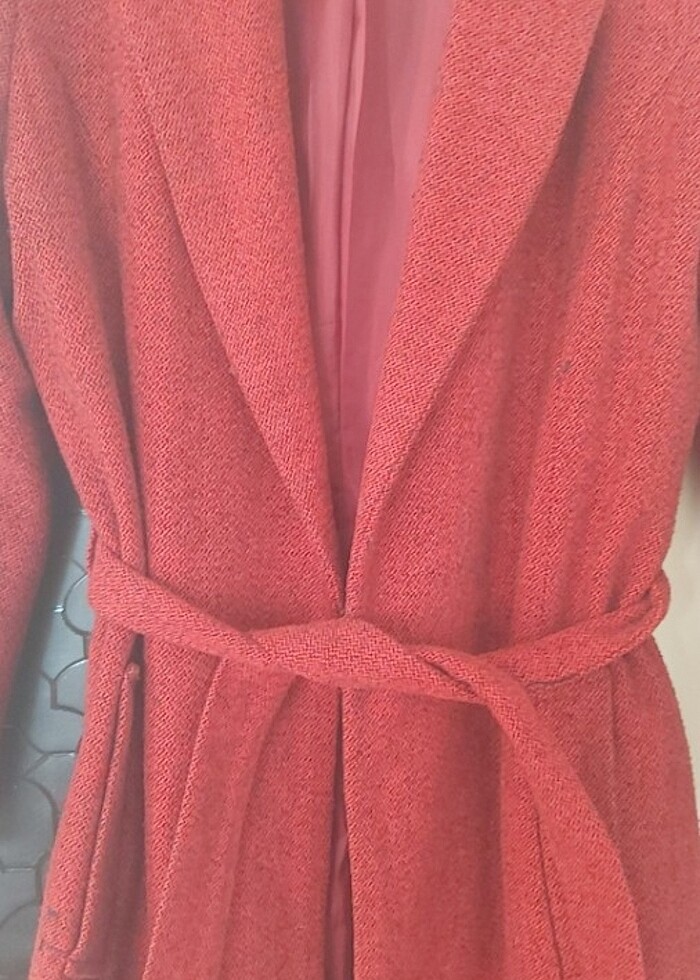 Kırmızı kaşe palto  - Görsel 4