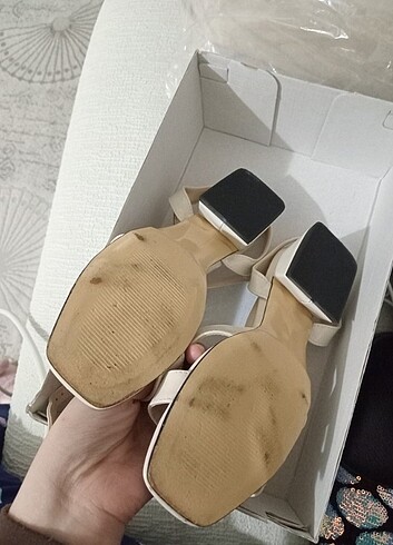 Topuklu ayakkabı - Görsel 2