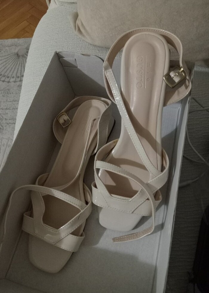 Topuklu ayakkabı - Görsel 3