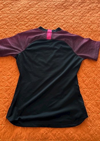 Siyah Kısa Kollu Spor Kadın Tişört - Görsel 2