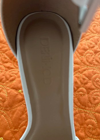 Beyaz Örgü Detaylı Kadın Topuklu Sandalet - Görsel 3