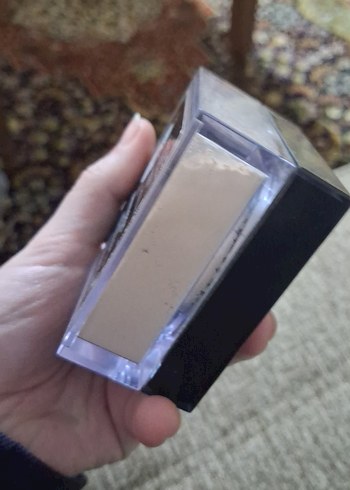 HUDA BEAUTY Pudra - Görsel 3