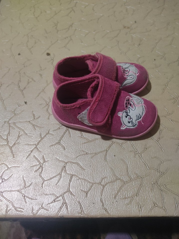 Kız Çocuk Pembe Nakışlı Sıcak Terlik - Görsel 5