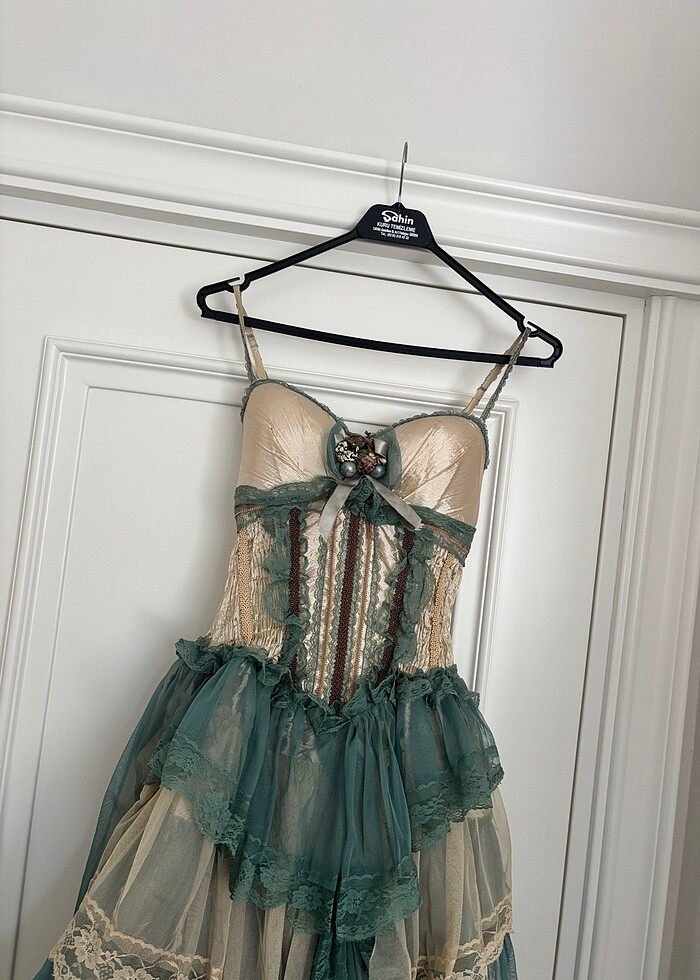 Tebi vintage fransız orta çağ tarzı mezuniyet elbisesi - Görsel 3