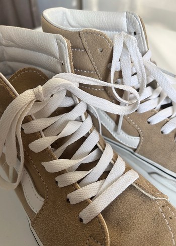 Bej Süet Bilekli vans - Görsel 3