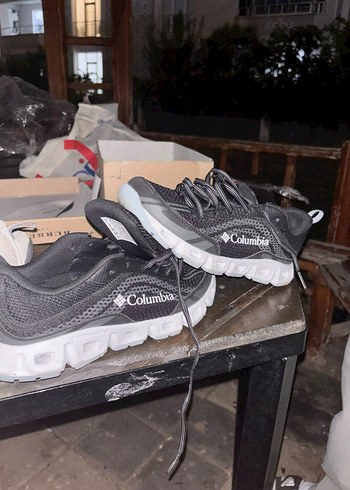 Columbia Siyah Gri Spor Ayakkabi