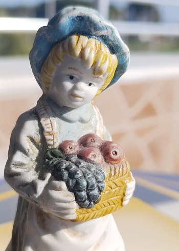 Pastel Renkli Beyaz Figürin - Görsel 3