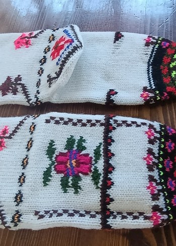 Nakışlı Beyaz Kız Çorabı - Görsel 7