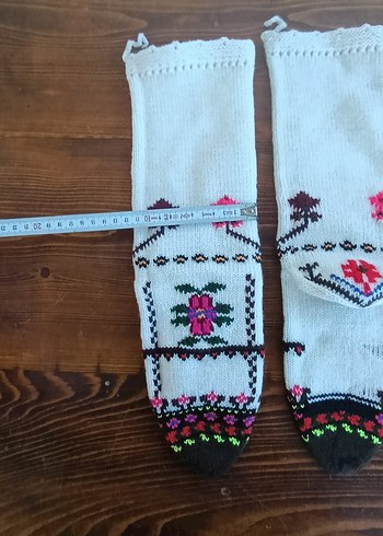 Nakışlı Beyaz Kız Çorabı - Görsel 4