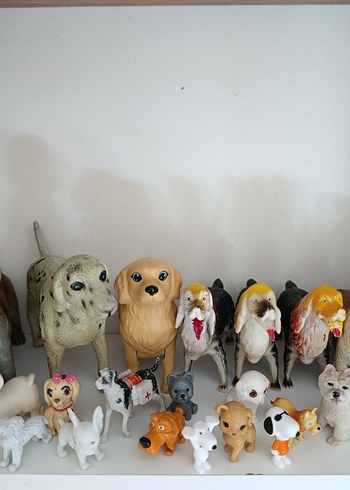 Beden 100 tane köpek figur koleksiyon