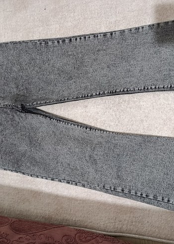 Kadın Gri Kot Pantolon - Kemerli, Normal Boy - Görsel 2