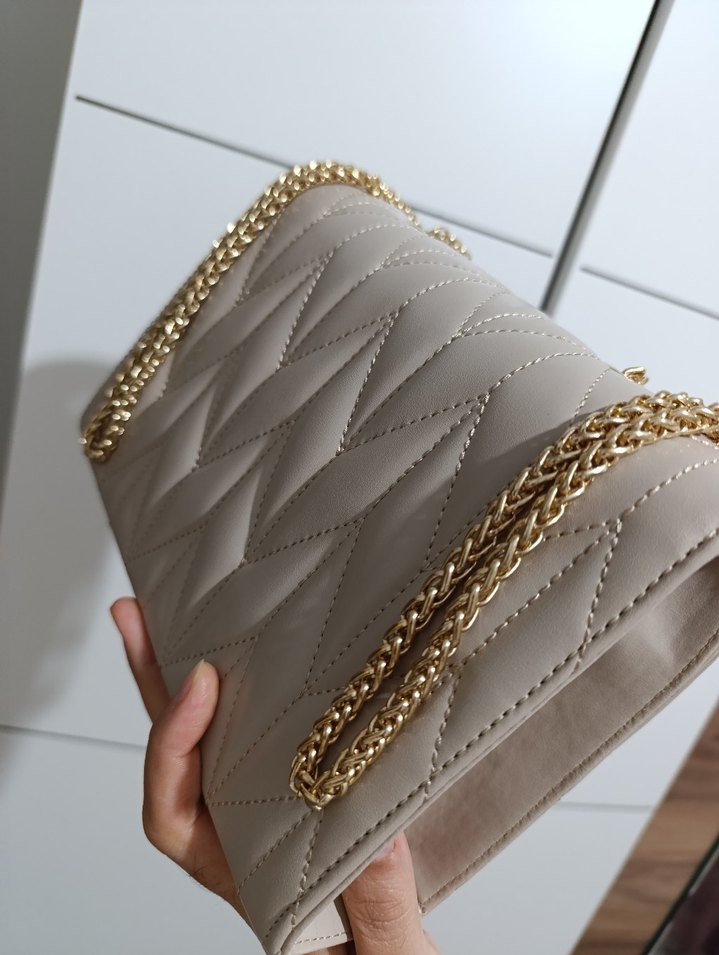 Levidor Deri Zincir Detaylı Kadın Çanta - Görsel 4