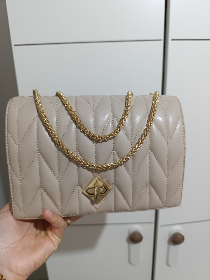 Levidor Deri Zincir Detaylı Kadın Çanta - Görsel 2