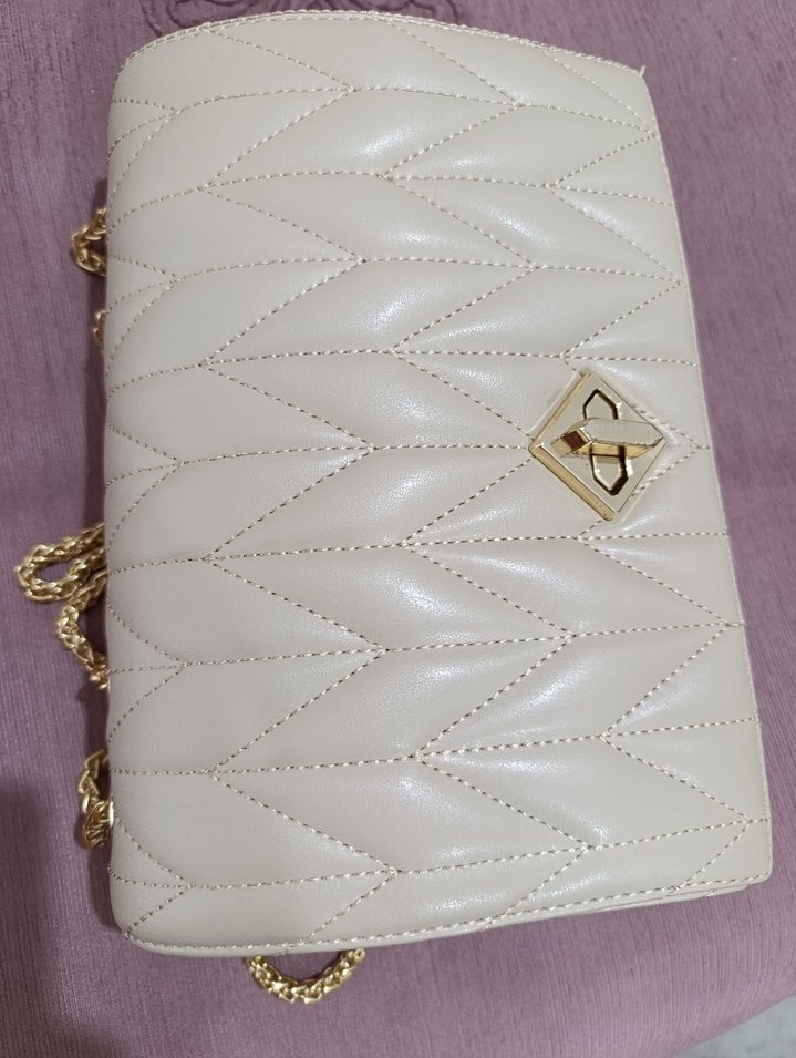 Levidor Deri Zincir Detaylı Kadın Çanta - Görsel 3