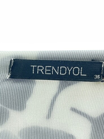 36 Beden çeşitli Renk Trendyol & Milla Uzun Elbise %70 İndirimli.