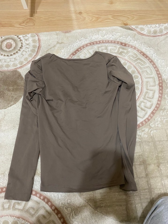 Bej V Yaka Drapeli Uzun Kollu Kadın Bluz - Görsel 3