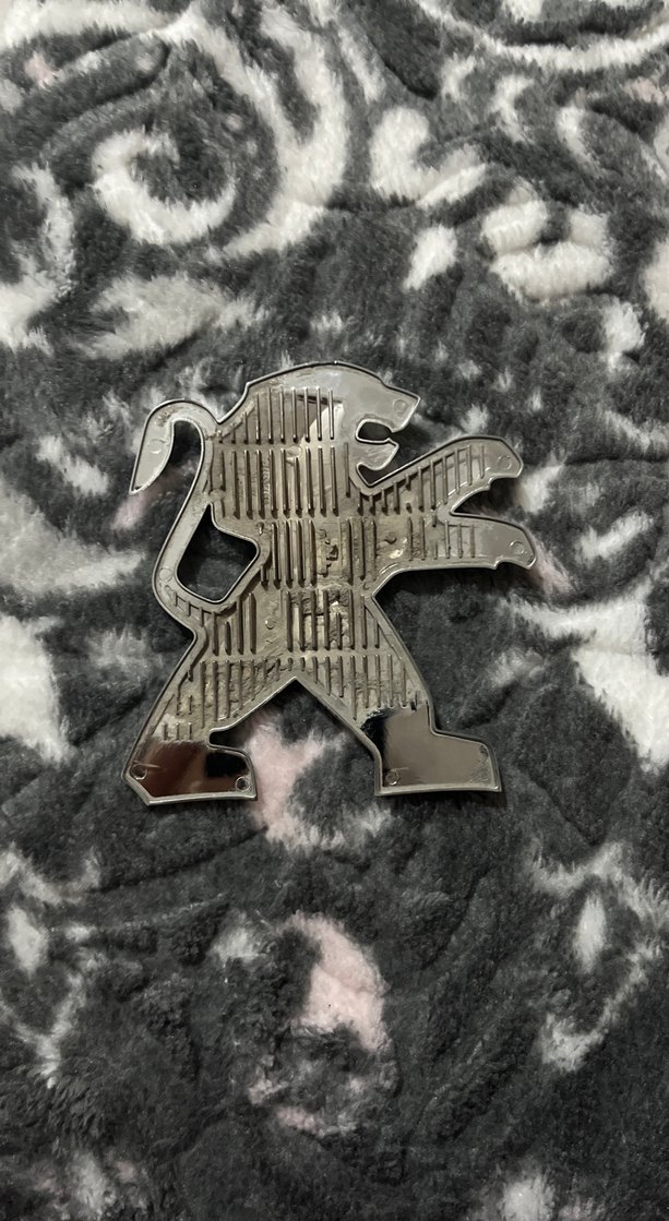 Peugeot araba logosu - Görsel 2