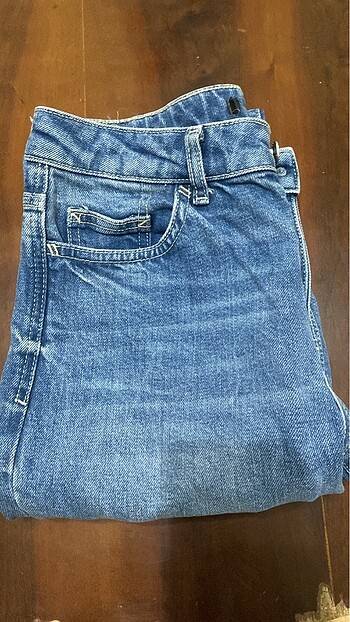 yirtik jean