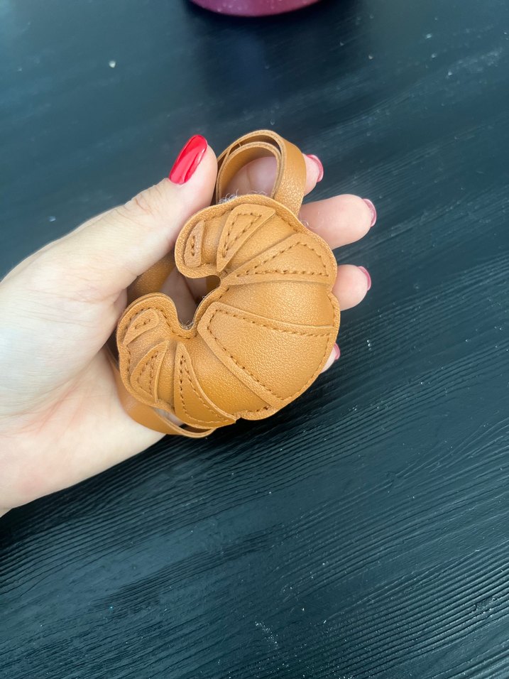 Camel Rengi Deri Kruvasan desenli çanta cüzdan Aksesuarı - Görsel 2