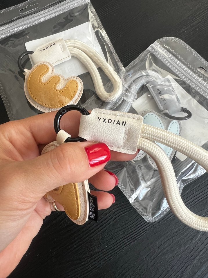 Camel Renkli Kadın Anahtarlık Velcro Detaylı - Görsel 4