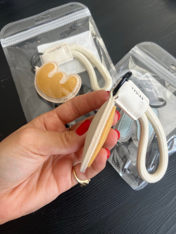 Camel Renkli Kadın Anahtarlık Velcro Detaylı - Görsel 2