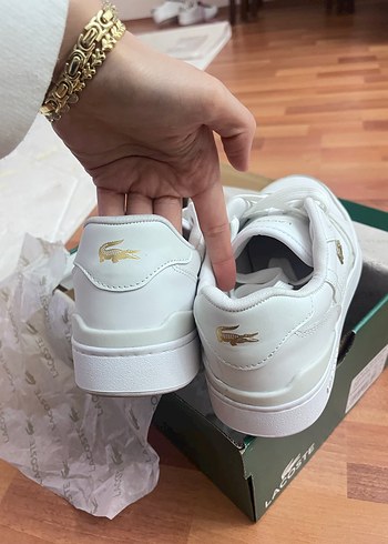 Beyaz Lacoste Kadın Spor Ayakkabı orijinal - Görsel 2