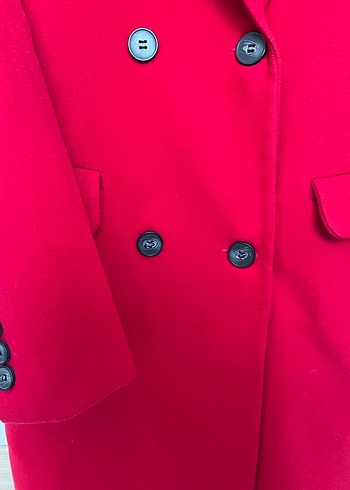 Çift düğmeli kırmızı kaban - Görsel 2