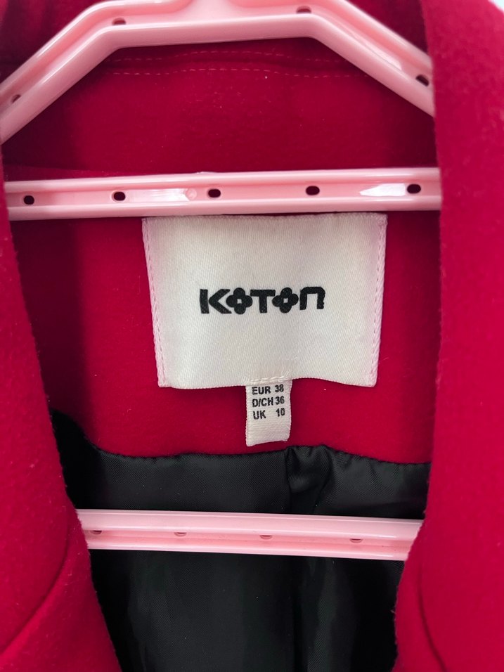 Çift düğmeli kırmızı kaban - Görsel 4