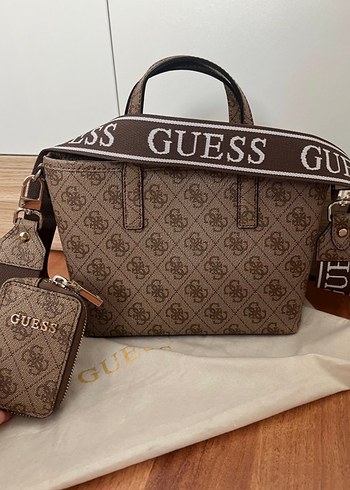 Guess Kadın Kahverengi Deri Baskılı Omuz Çantası - Görsel 3