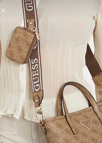 Guess Kadın Kahverengi Deri Baskılı Omuz Çantası - Görsel 7