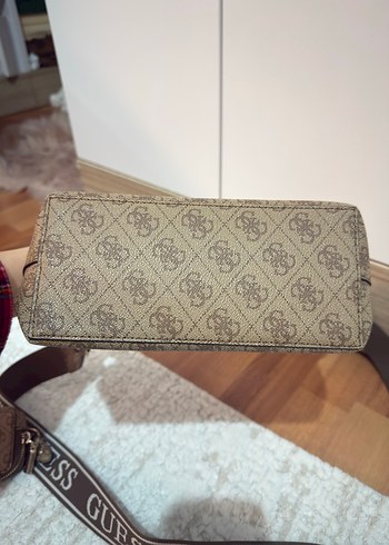 Guess Kadın Kahverengi Deri Baskılı Omuz Çantası - Görsel 8