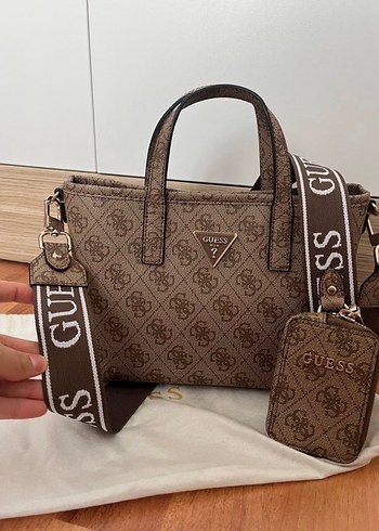 Guess Kadın Kahverengi Deri Baskılı Omuz Çantası - Görsel 5