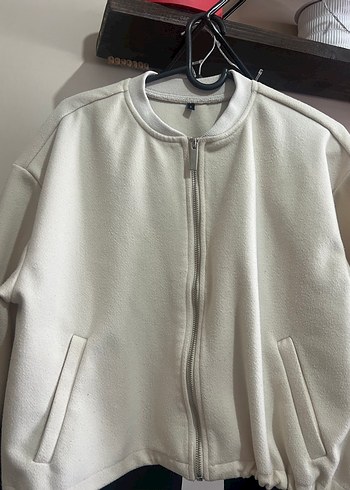 Düğmeli Beyaz Kadın Ceket - Görsel 2