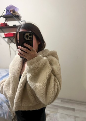 Bej Kapüşonlu Kürk Detaylı Kadın Ceket - Görsel 5