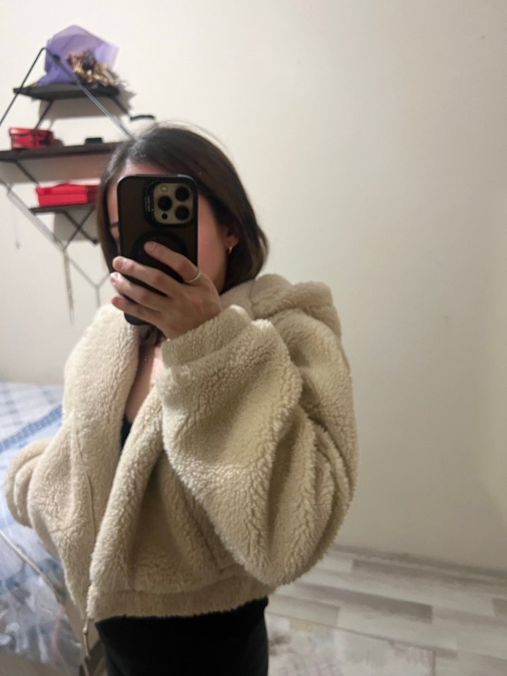 Bej Kapüşonlu Kürk Detaylı Kadın Ceket - Görsel 5