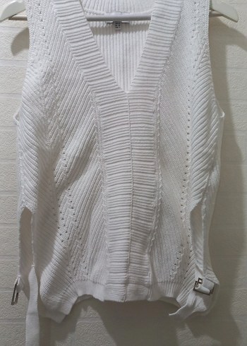 V Yaka Örgü Beyaz Kolsuz Kadın Süveter - Görsel 4