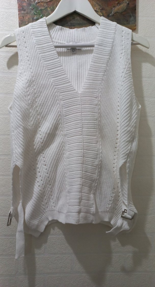V Yaka Örgü Beyaz Kolsuz Kadın Süveter - Görsel 4