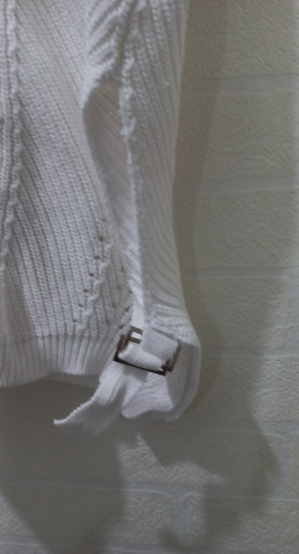 V Yaka Örgü Beyaz Kolsuz Kadın Süveter - Görsel 3