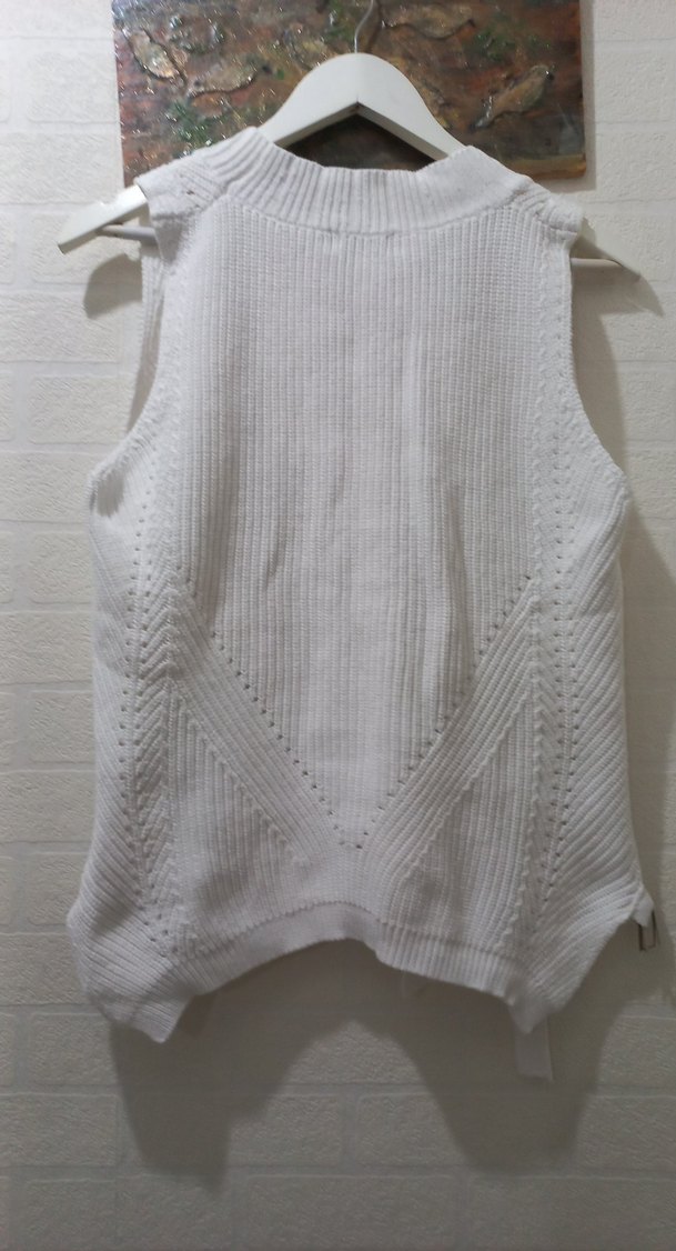 V Yaka Örgü Beyaz Kolsuz Kadın Süveter - Görsel 5