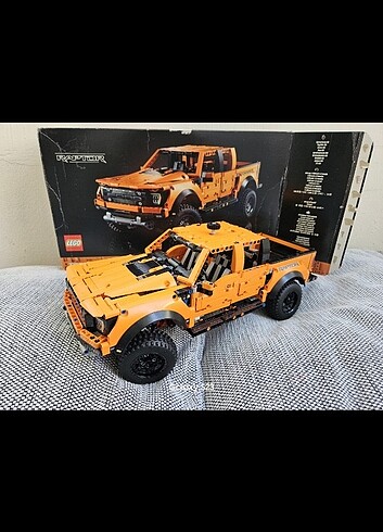 LEGO® Technic Ford F-150 Raptor (42126)