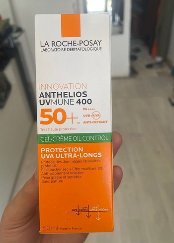 La Roche-Posay Anthelios UVMune 400 SPF 50+ Yağ Kontrolü