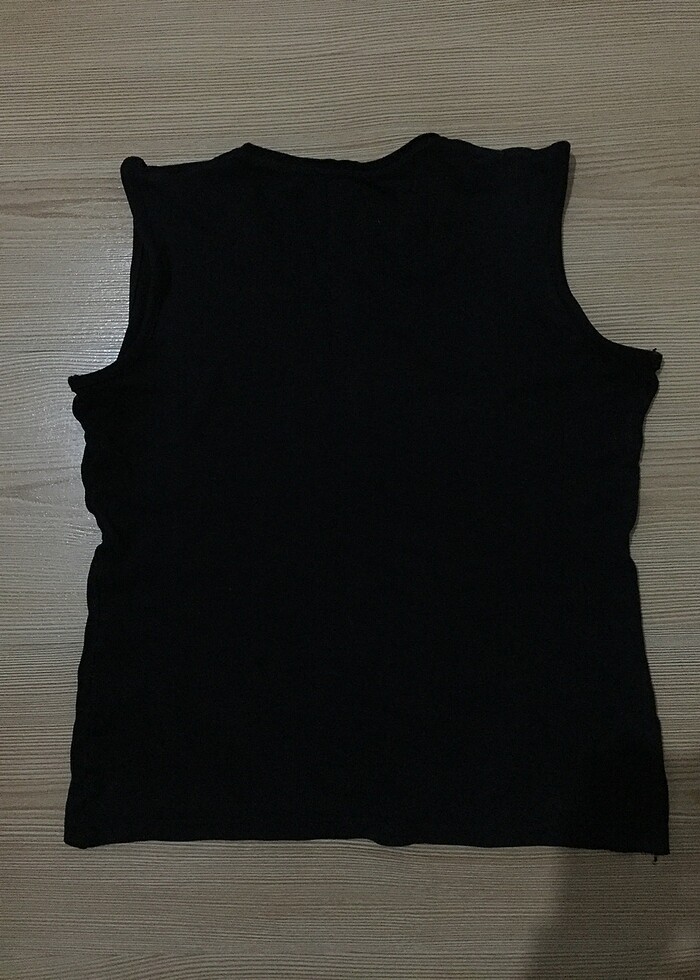 Siyah crop - Görsel 3