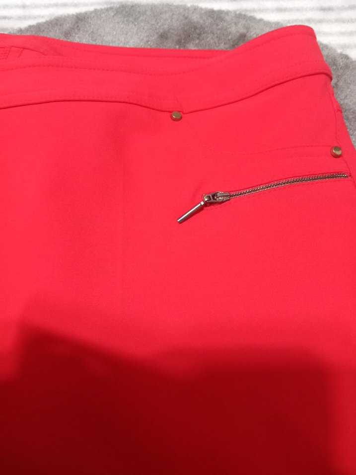 Düğmeli Kırmızı - Görsel 4