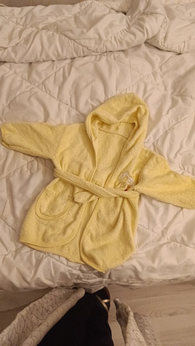 Kapüşonlu Sarı Erkek Çocuk Bornozu - Görsel 5