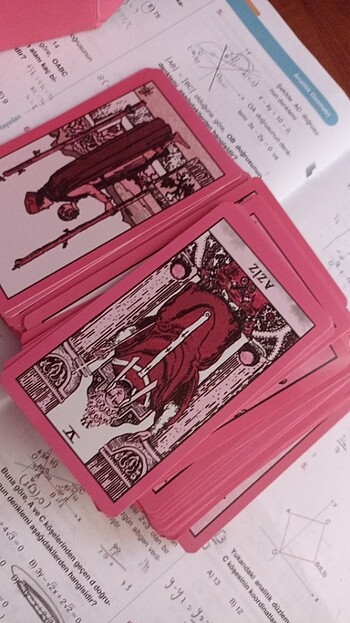  Beden Pembe Tarot kartları 